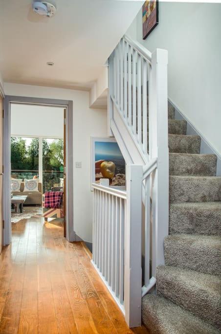 Blueberry Cottage - Lower Mill Estate Somerford Keynes Екстер'єр фото
