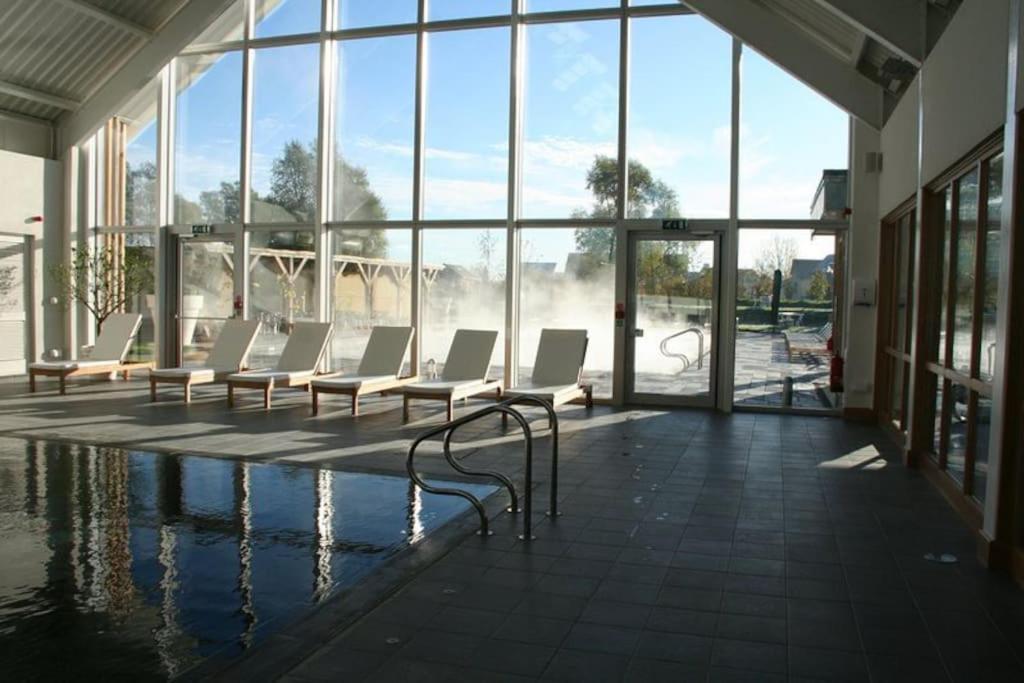 Blueberry Cottage - Lower Mill Estate Somerford Keynes Екстер'єр фото
